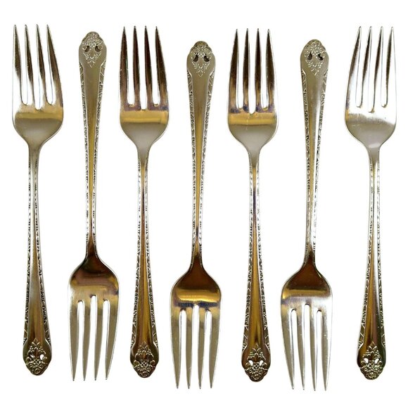 Lovely Lady Salad Forks (Set of 7) Vintage Holmes & Edwards Inlaid Silverplate - Picture 2 of 5